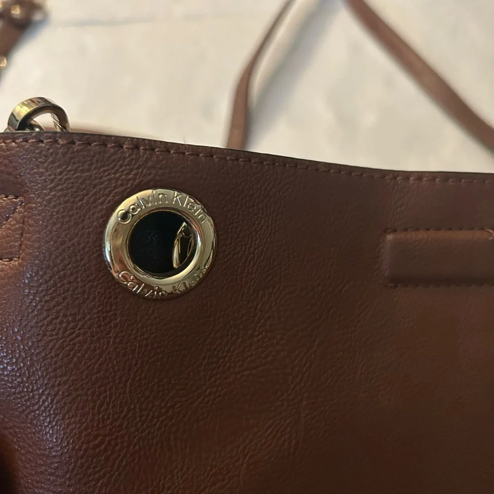 Calvin Klein brown tote purse double strap shoulder bag or crossbody wristlet